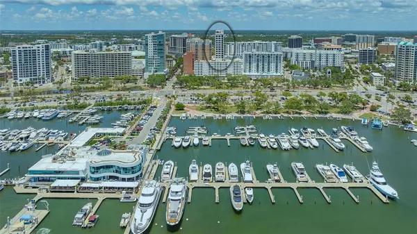 $4,500 | 33 South Palm Avenue, Unit 1303, Sarasota, FL 34236