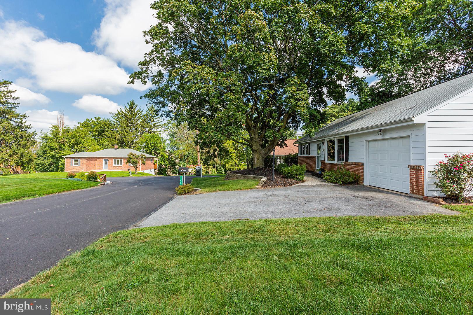 167 Jimanna Road Lancaster, PA 17602 - Photo 4 of 56 Gallery Image 4