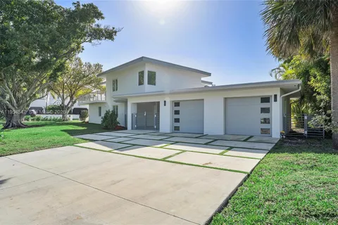 $2,695,000 | 1903 Bay Drive, Pompano Beach, FL 33062