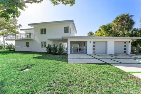 $2,695,000 | 1903 Bay Drive, Pompano Beach, FL 33062