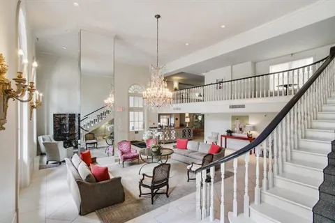 $405,000 | 1750 St Charles Avenue, Unit 505, New Orleans, LA 70130