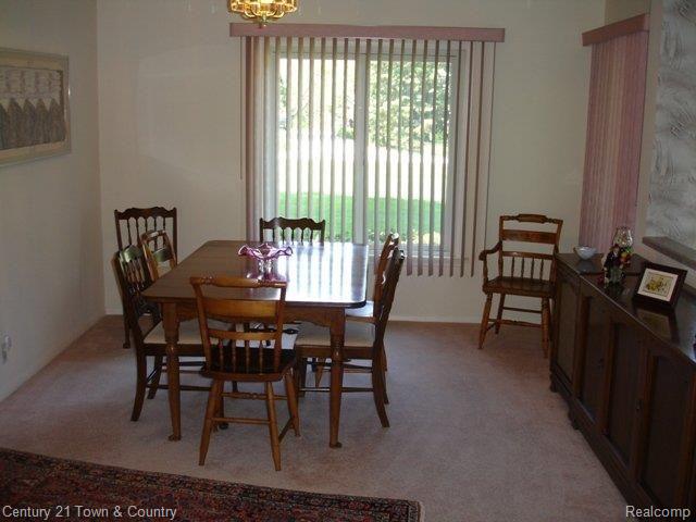 4840 Wye Oak Road Bloomfield Hills, MI 48301 - Photo 18 of 25 Good Sized Formal Dining Room.JP