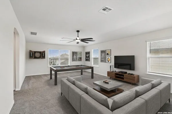 $1,900 | 177 Sage Sparrow, San Antonio, TX 78253