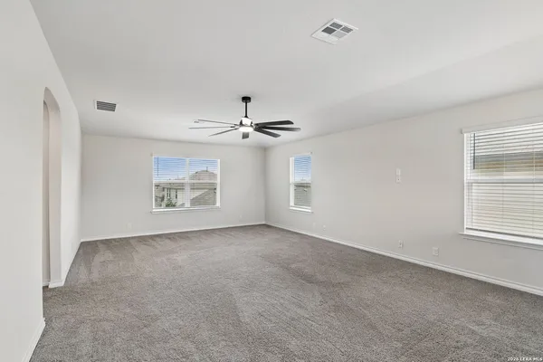 $1,900 | 177 Sage Sparrow, San Antonio, TX 78253