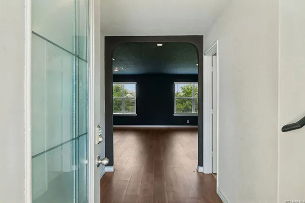 $1,900 | 177 Sage Sparrow, San Antonio, TX 78253