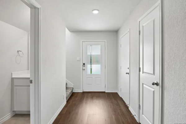 $1,900 | 177 Sage Sparrow, San Antonio, TX 78253