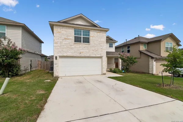 $1,900 | 177 Sage Sparrow, San Antonio, TX 78253