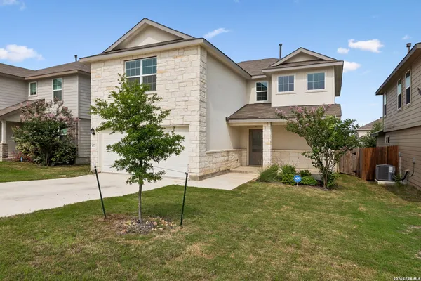 $1,900 | 177 Sage Sparrow, San Antonio, TX 78253