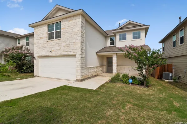$1,900 | 177 Sage Sparrow, San Antonio, TX 78253