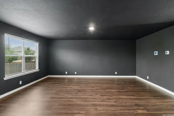 $1,900 | 177 Sage Sparrow, San Antonio, TX 78253