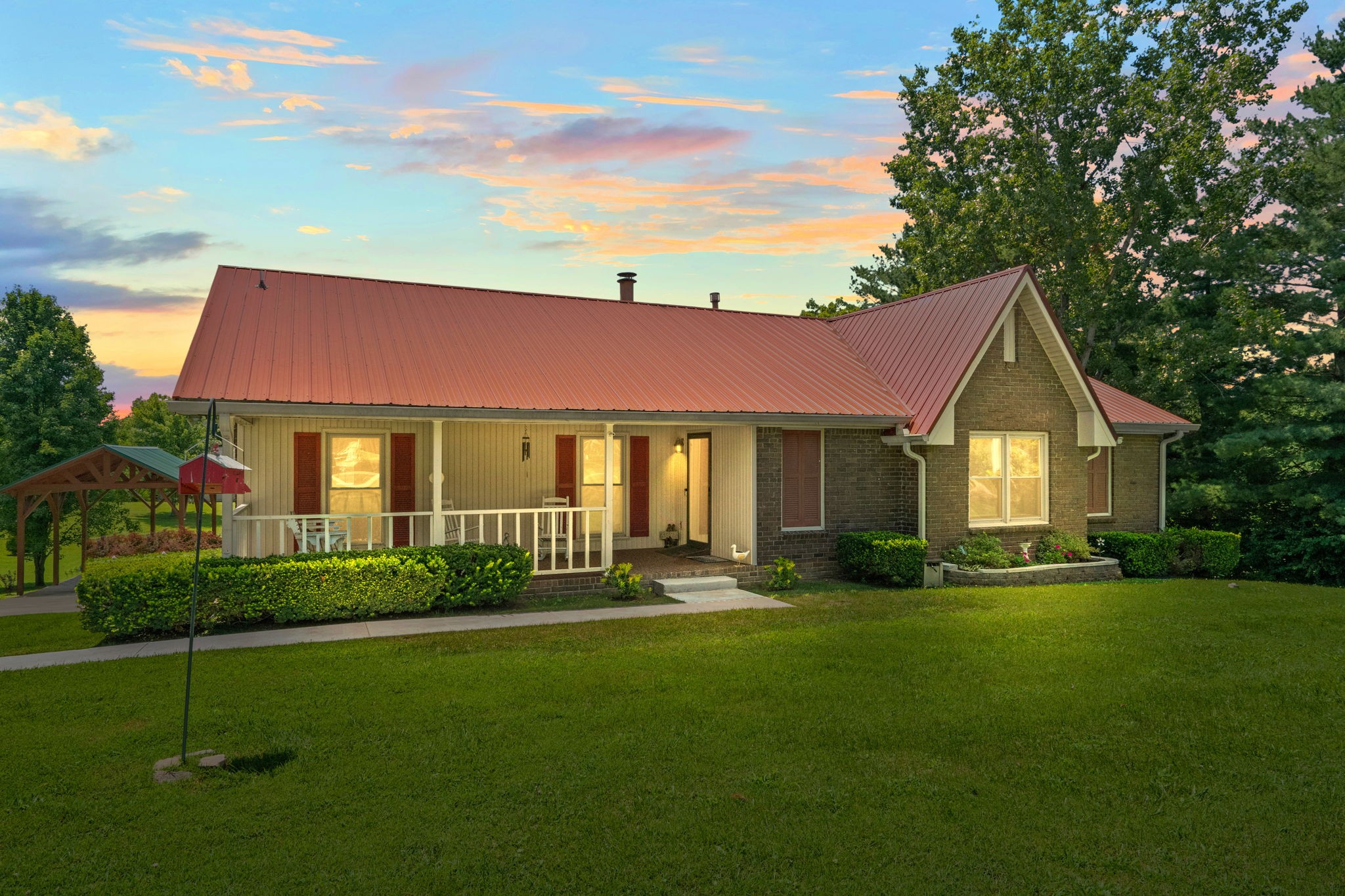 666 Lakeside Drive Springfield, TN 37172 - Photo 1 of 67 a front view of a house with a yard and trees