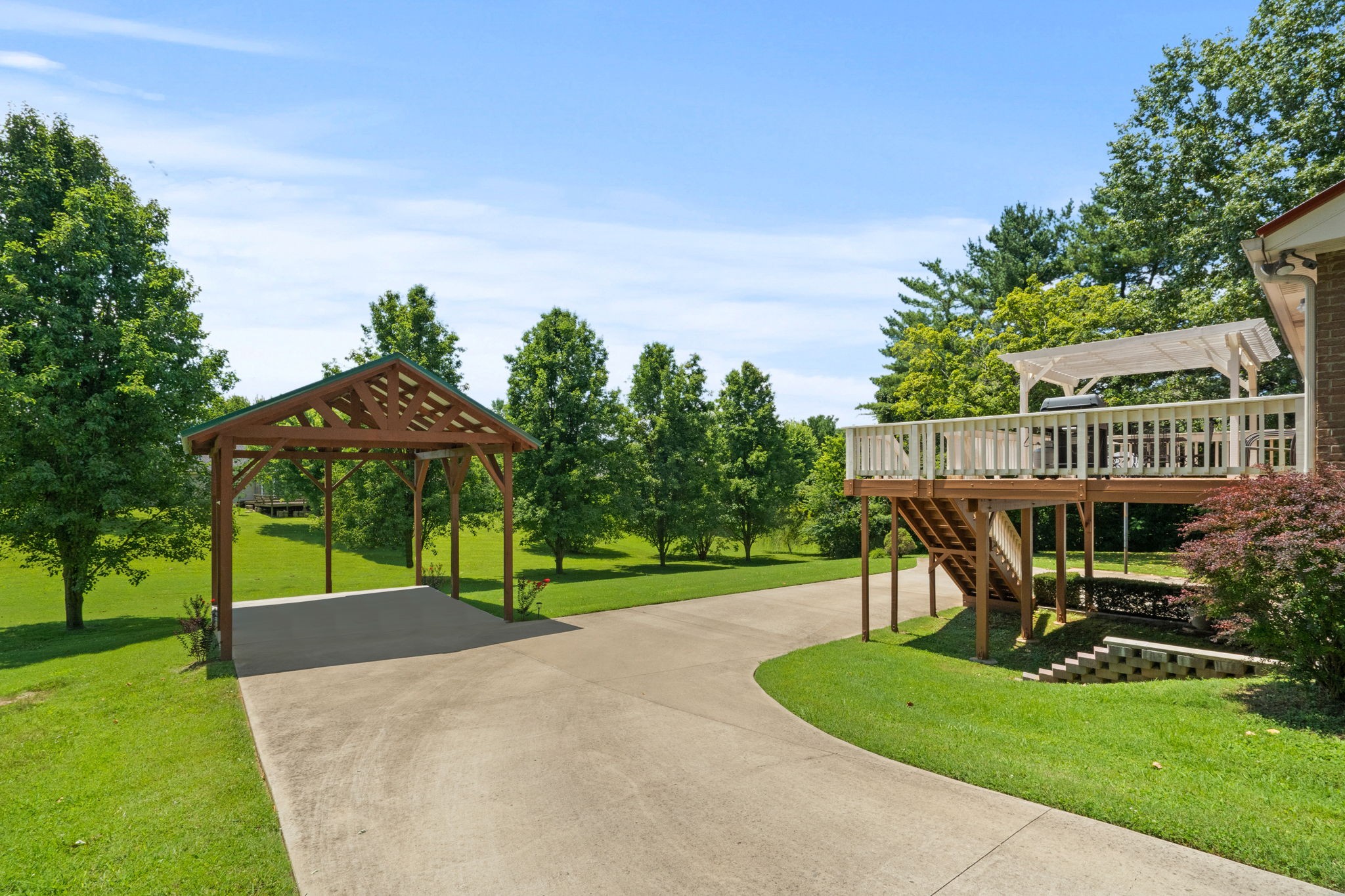 666 Lakeside Drive Springfield, TN 37172 - Photo 4 of 67