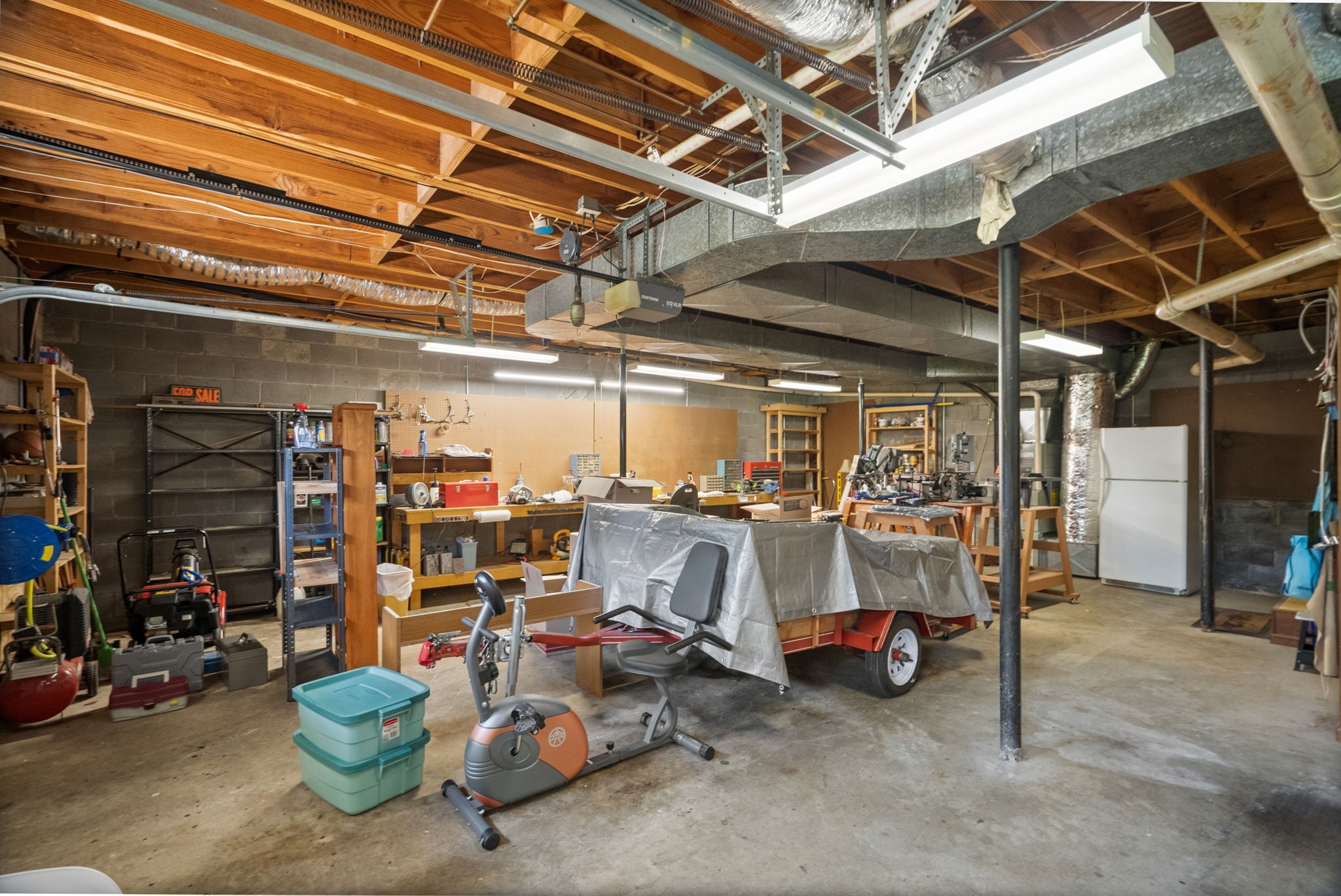 666 Lakeside Drive Springfield, TN 37172 - Photo 44 of 67 a view of a room with racks
