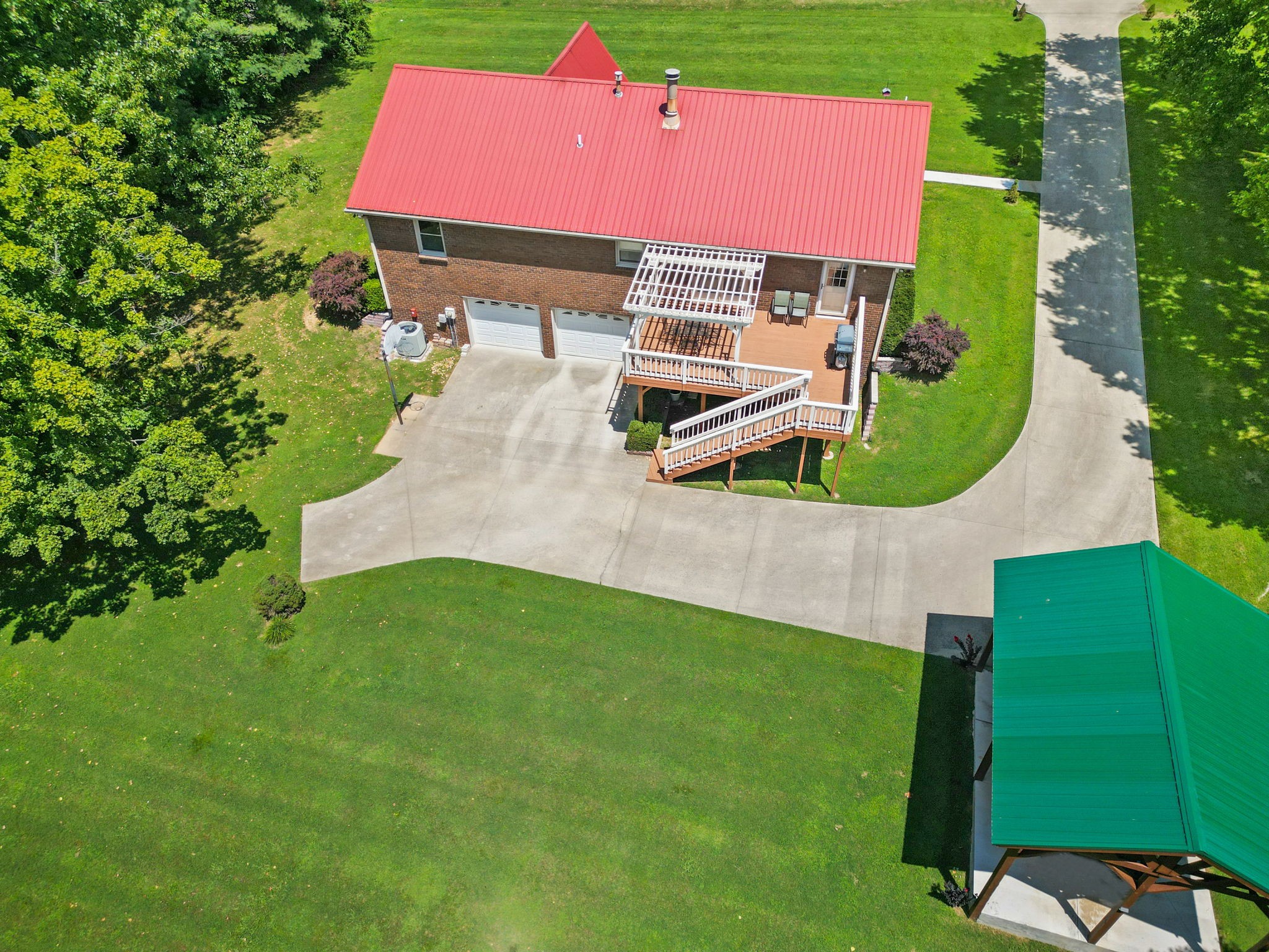 666 Lakeside Drive Springfield, TN 37172 - Photo 61 of 67 an aerial view of a house