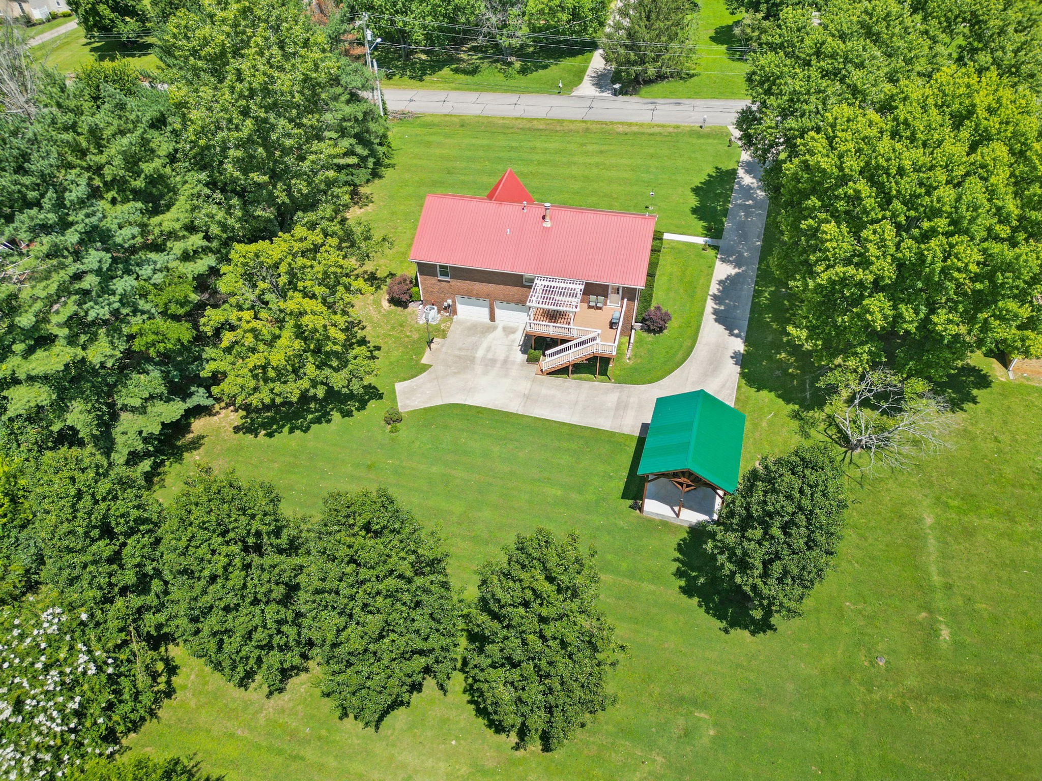 666 Lakeside Drive Springfield, TN 37172 - Photo 62 of 67 an aerial view of a house with a yard basket ball court and outdoor seating