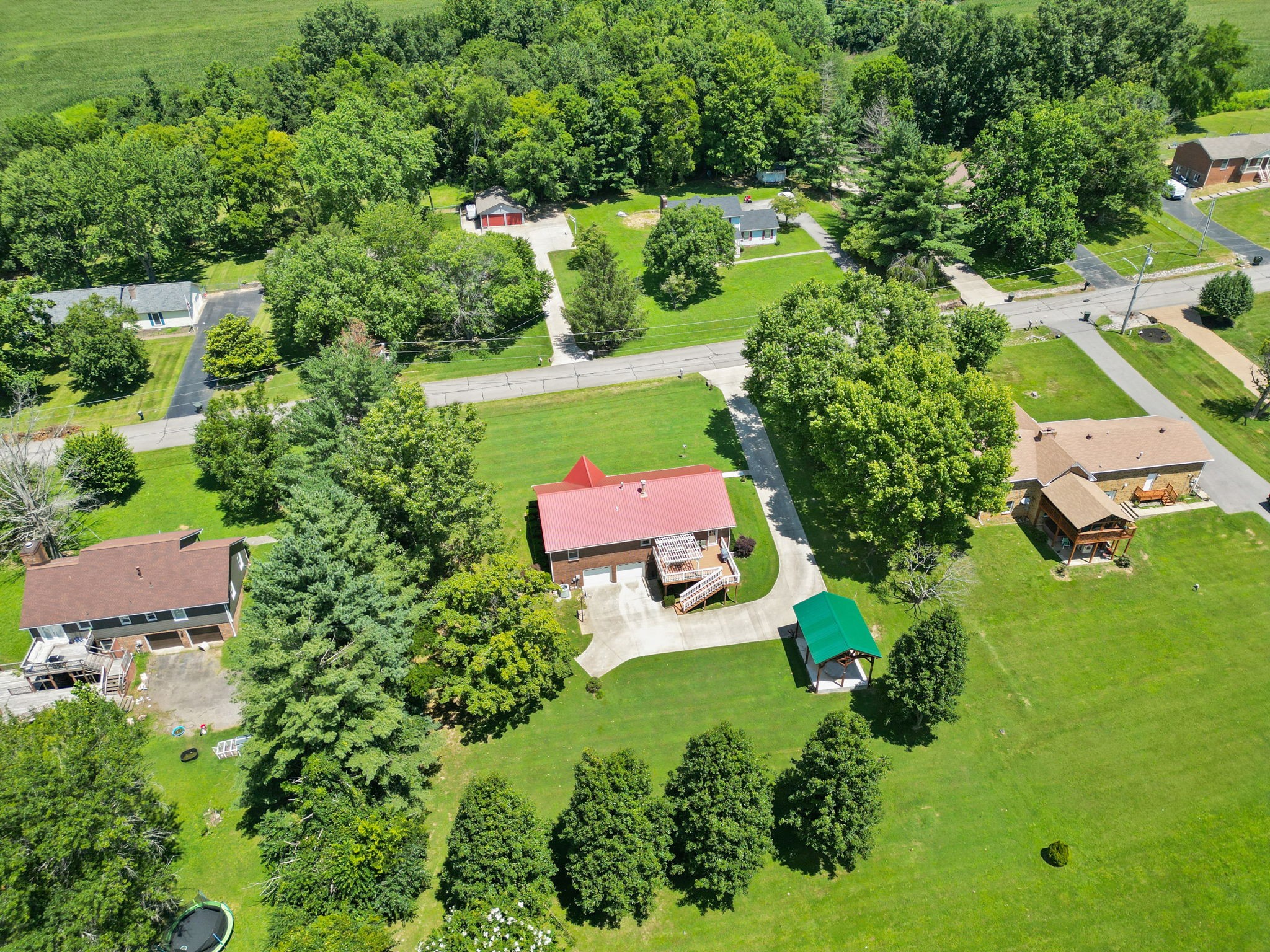 666 Lakeside Drive Springfield, TN 37172 - Photo 63 of 67 an aerial view of a house with a yard