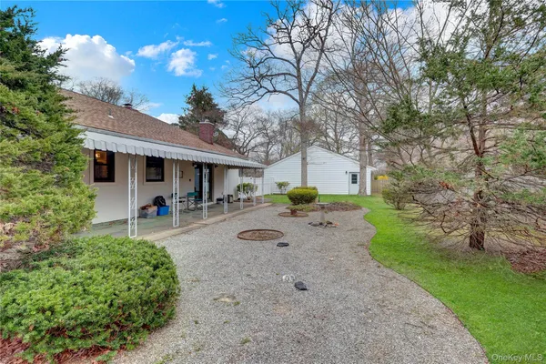 $599,990 | 276 Woodlawn Avenue, St. James, NY 11780