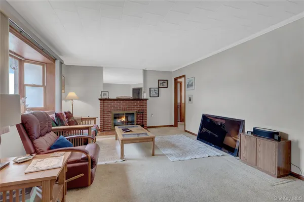 $599,990 | 276 Woodlawn Avenue, St. James, NY 11780