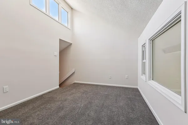 $334,900 | 106 Harvest Lane, Unit 206, Phoenixville, PA 19460