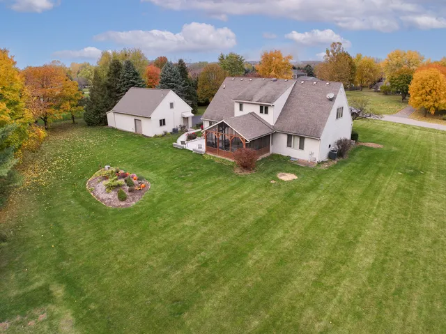 $550,000 | 41W801 Northway Drive, Elburn, IL 60119