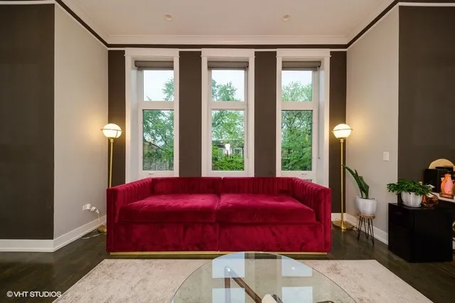 $445,000 | 4730 South Champlain Avenue, Unit 3, Chicago, IL 60615