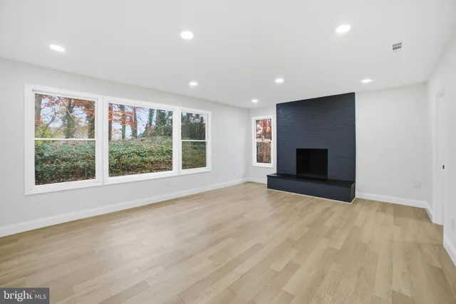 $469,999 | 12806 Monroe Avenue, Fort Washington, MD 20744