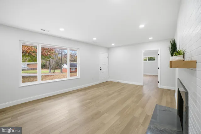 $469,999 | 12806 Monroe Avenue, Fort Washington, MD 20744