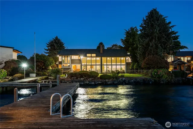 $7,599,000 | 106 Cascade Key, Bellevue, WA 98006