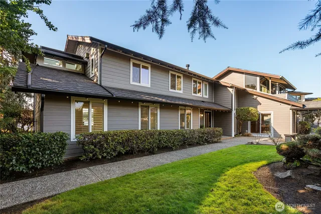 $7,599,000 | 106 Cascade Key, Bellevue, WA 98006