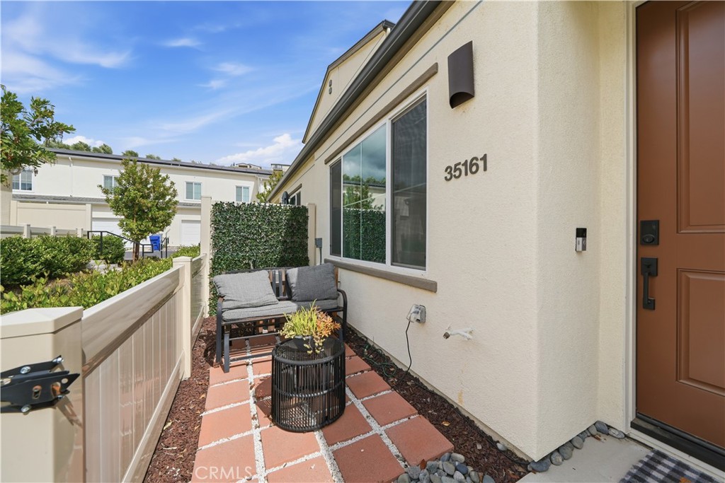 35161 Grove Fallbrook, CA 92028 - Photo 4 of 22