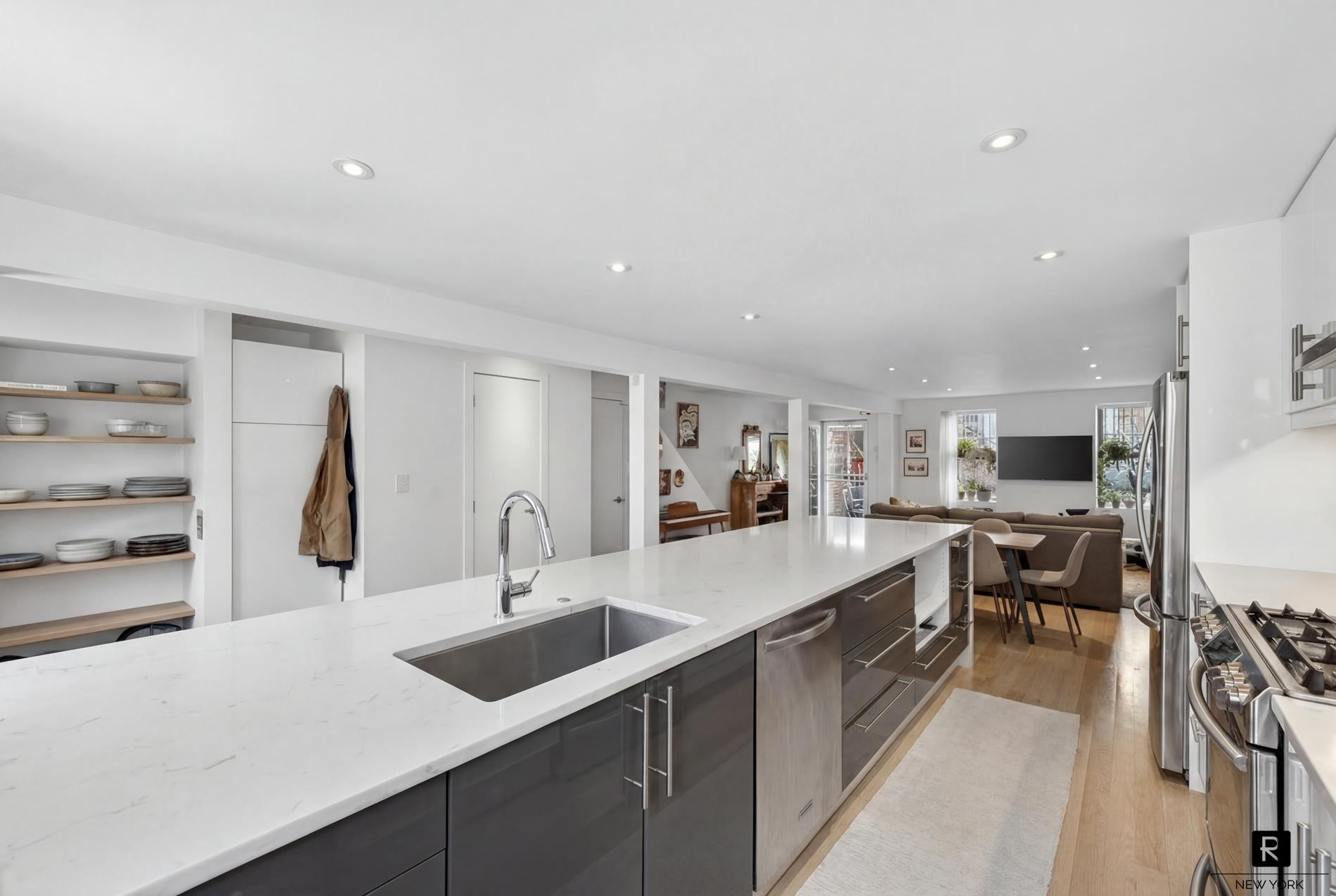 497 Hart Street Brooklyn, NY 11221 - Photo 4 of 21