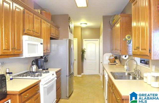 4561 South Shades Crest Road Helena, AL 35022 - Photo 6 of 14