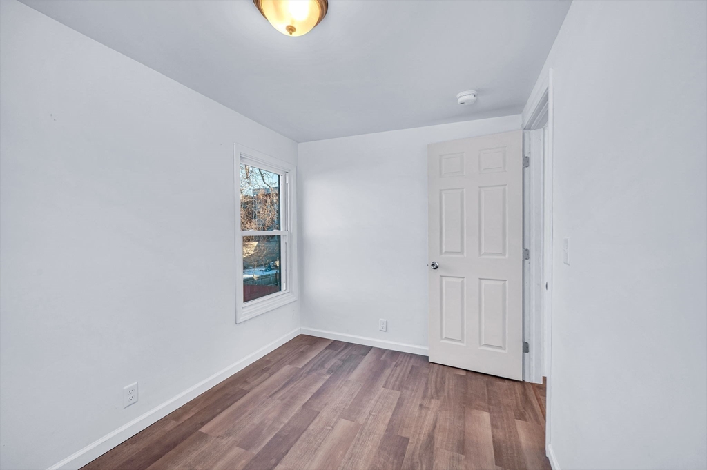 75 Shamrock Street Springfield, MA 01108 - Photo 34 of 42