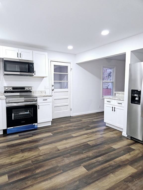 75 Shamrock Street Springfield, MA 01108 - Photo 5 of 42