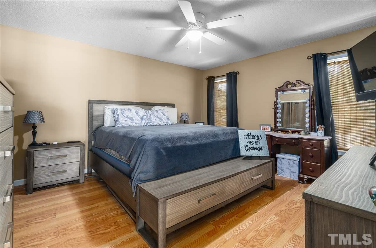 605 Allen Road Clayton, NC 27520 - Photo 22 of 30 Office space, Homeschool area or studio