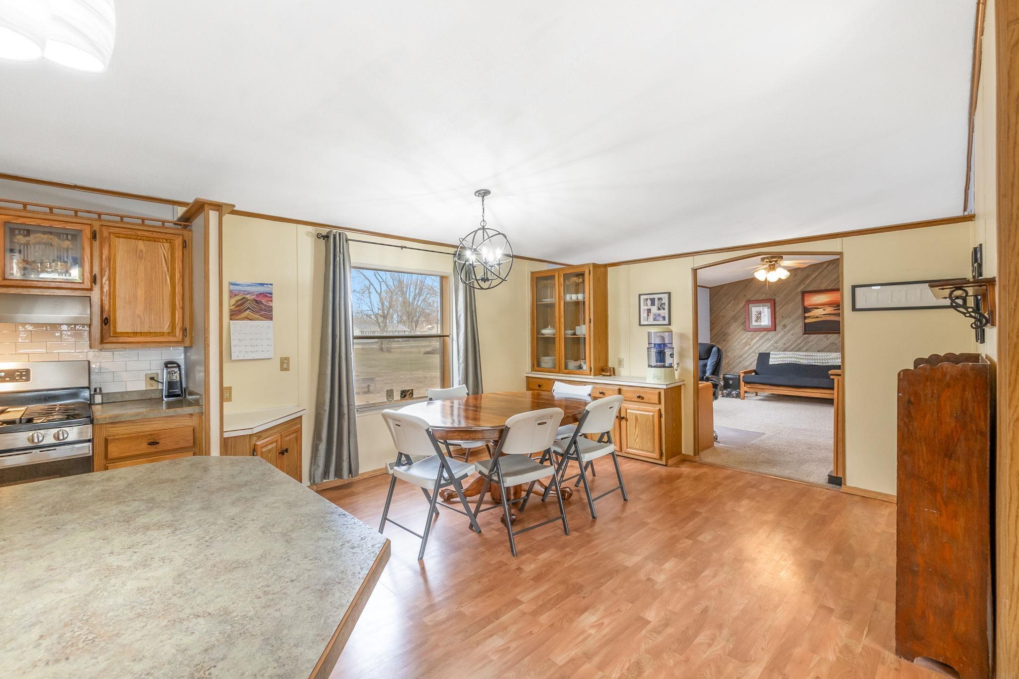 1239 Fulton Street Waterloo, IA 50707 - Photo 8 of 33 Gallery Image 8
