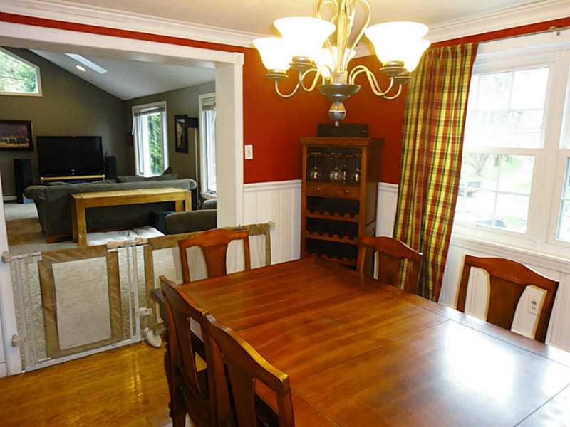 205 Thompsonville Road Canonsburg, PA 15317 - Photo 7 of 25 Dining Room.