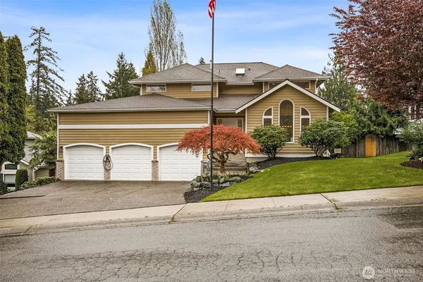 $899,000 | 37920 21st Place South, Milton, WA 98354