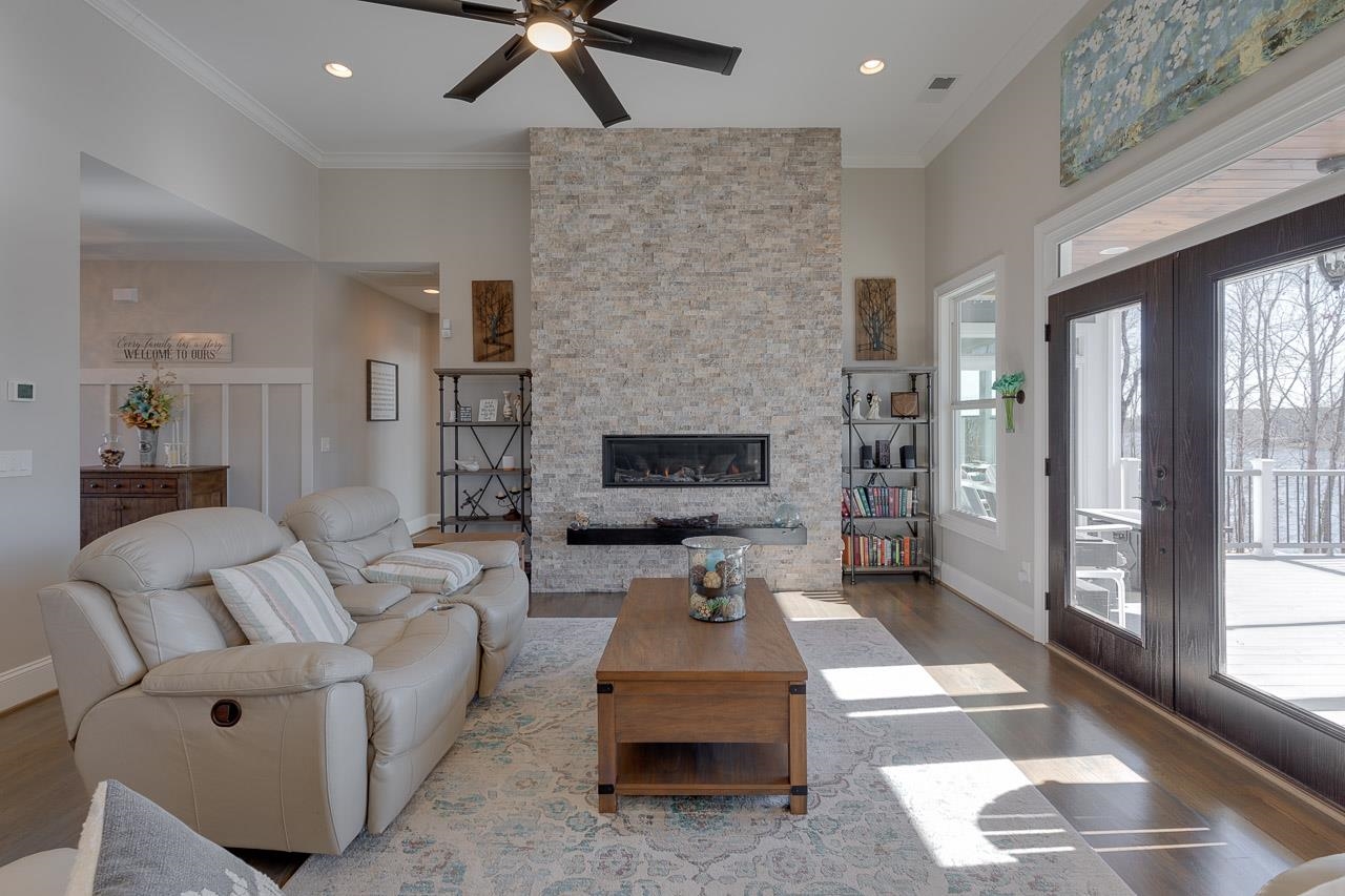 543 Deep Water Court Inman, SC 29349 - Photo 8 of 36