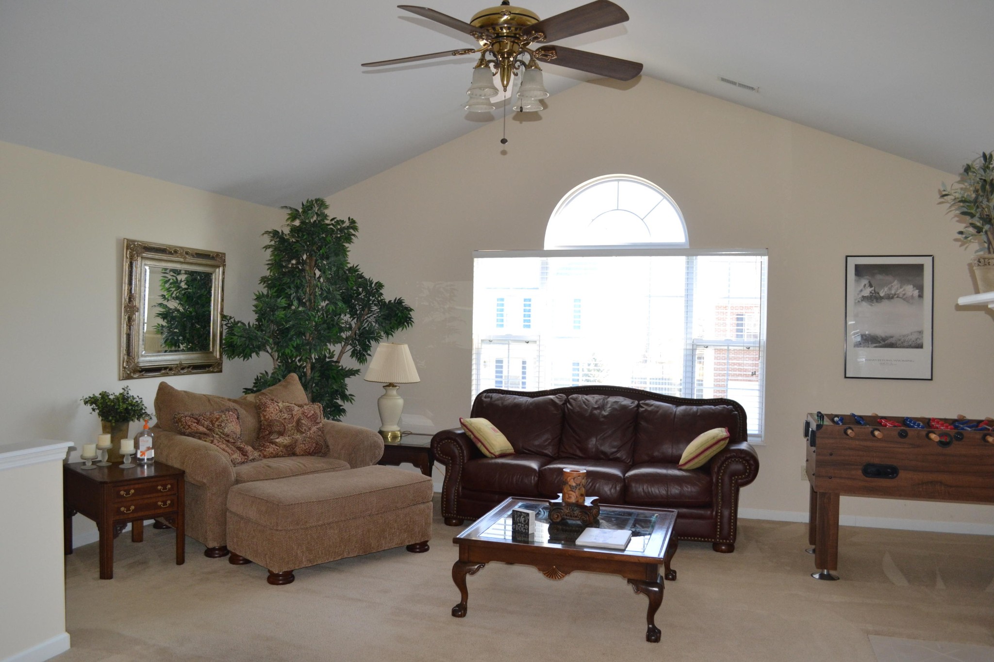 929 Station View Road Knoxville, TN 37919 - Photo 2 of 33 a living room with furniture and a large window