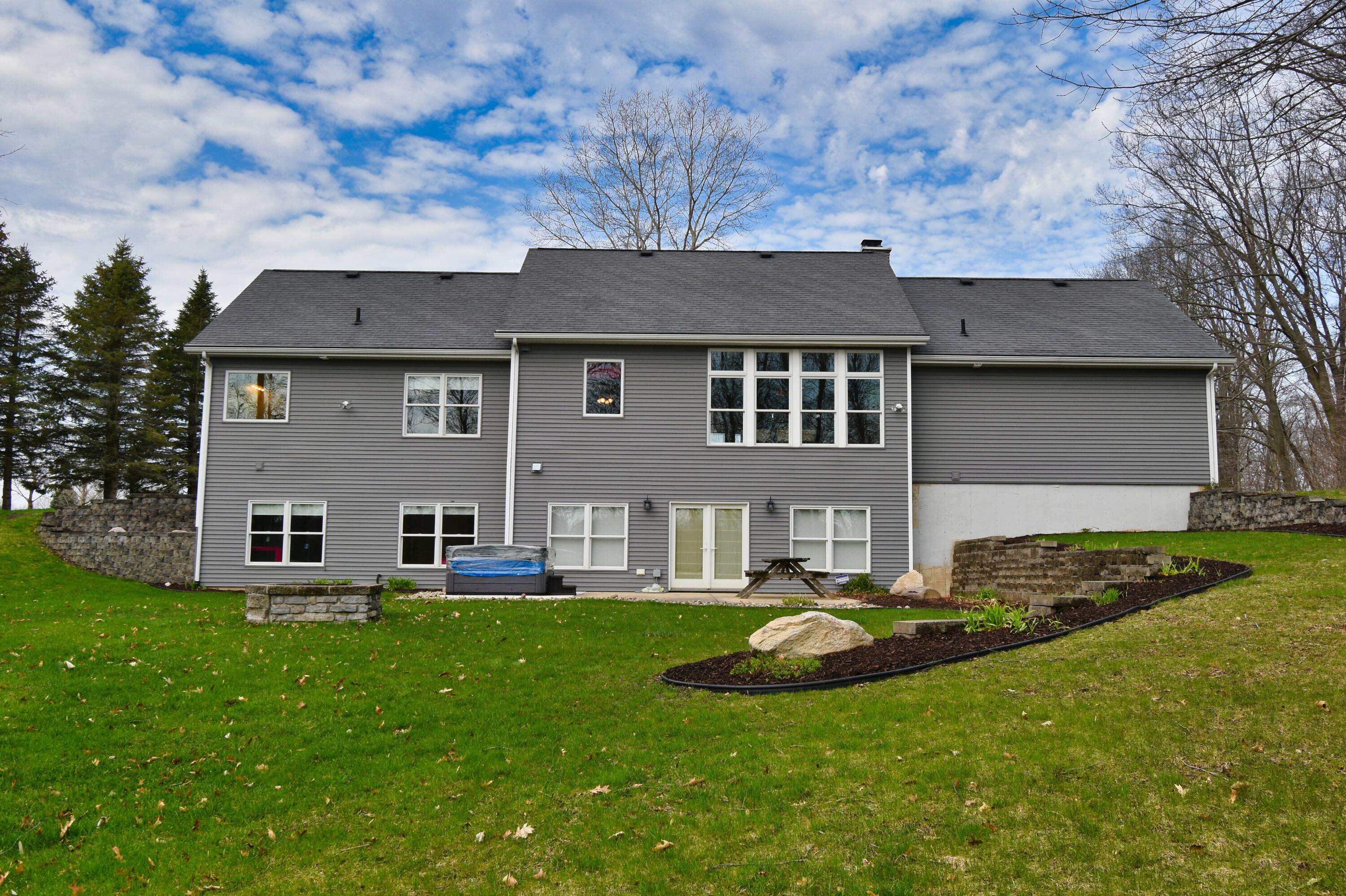 1449 Riverside Road Niles, MI 49120 - Photo 4 of 54 DSC_0880