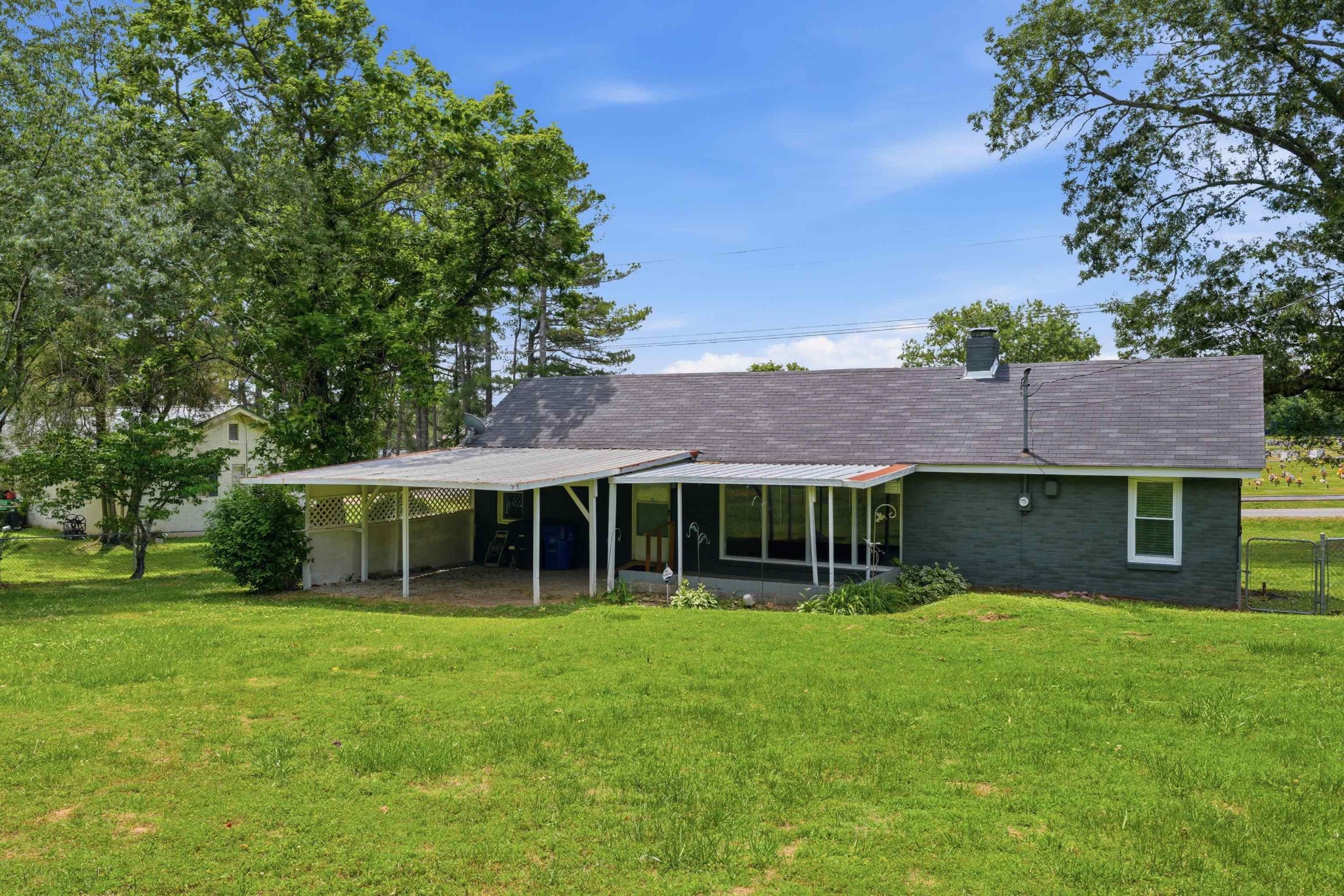 515 East Rasch Road Florence, AL 35633 - Photo 5 of 22