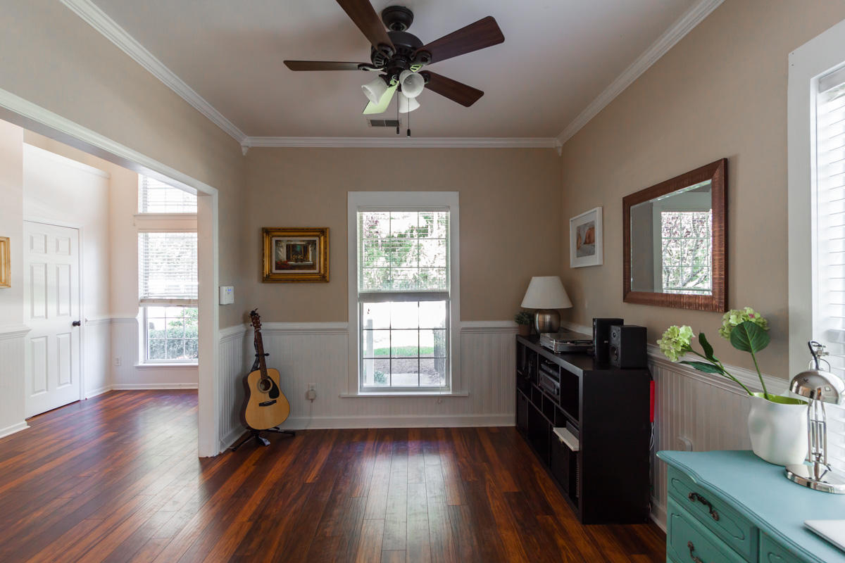 545 Pritchards Point Drive Mount Pleasant, SC 29464 - Photo 12 of 25 foyer and dining room