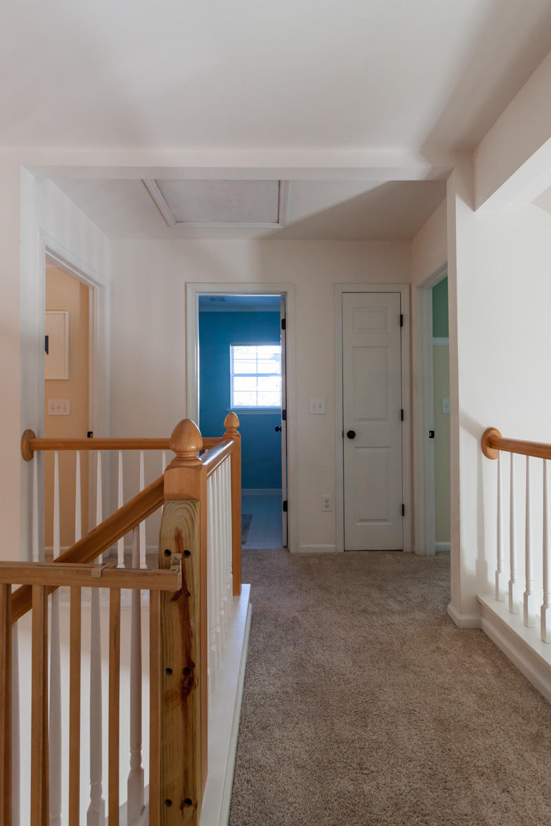 545 Pritchards Point Drive Mount Pleasant, SC 29464 - Photo 19 of 25 upstairs hallway
