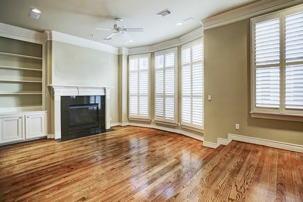 $530,000 | 4013 Bellefontaine, Unit C, Houston, TX 77025