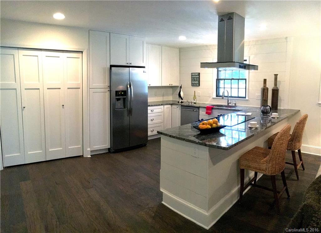 550 Sandridge Road Charlotte, NC 28210 - Photo 13 of 24 Gallery Image 13