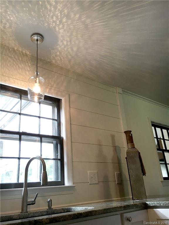 550 Sandridge Road Charlotte, NC 28210 - Photo 14 of 24 Gallery Image 14