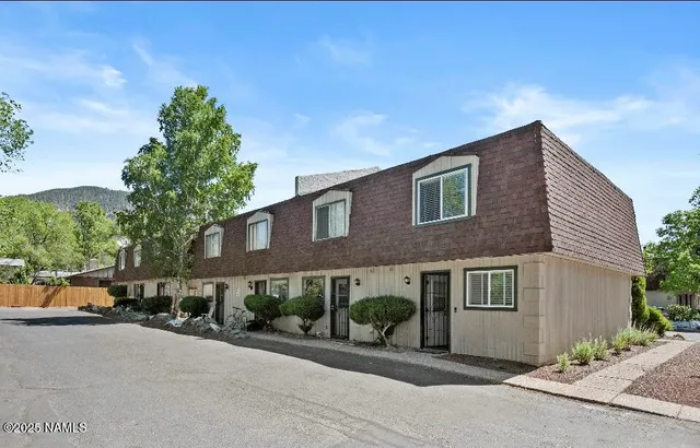 $2,100 | 2905 North Aris Street, Unit A, Flagstaff, AZ 86004