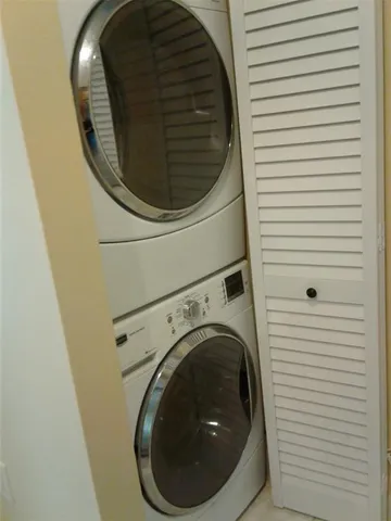a close view of washer and dryer