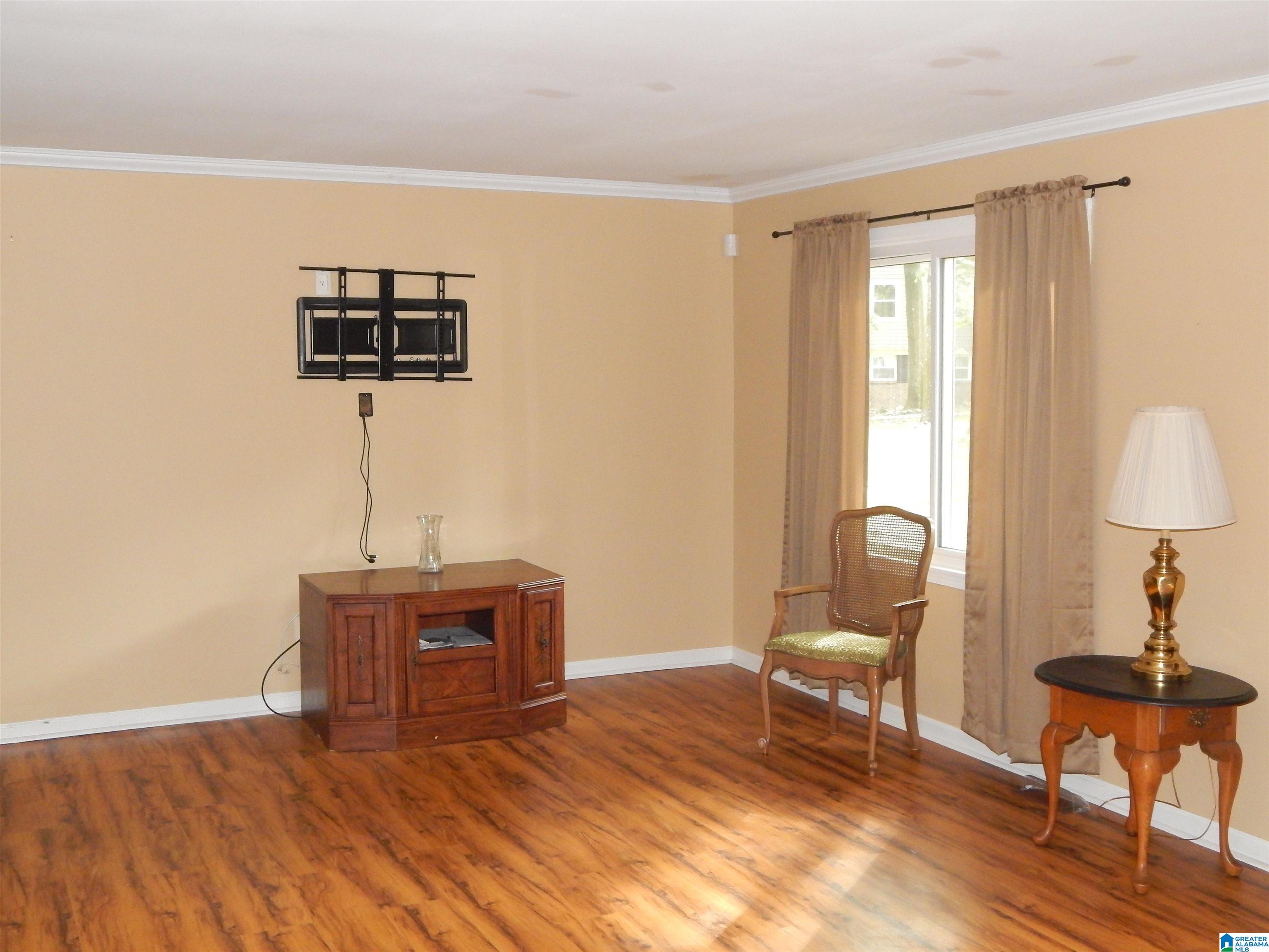 1804 Smoke Tree Lane Alabaster, AL 35007 - Photo 4 of 50